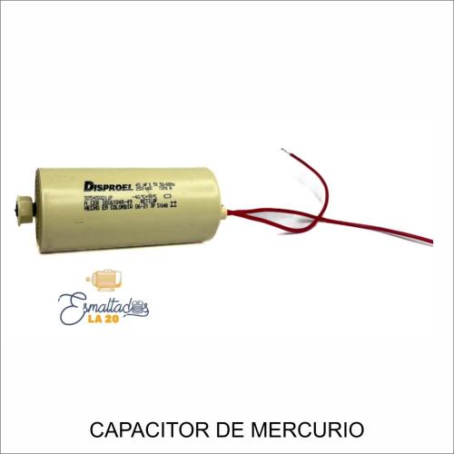 Capacitores